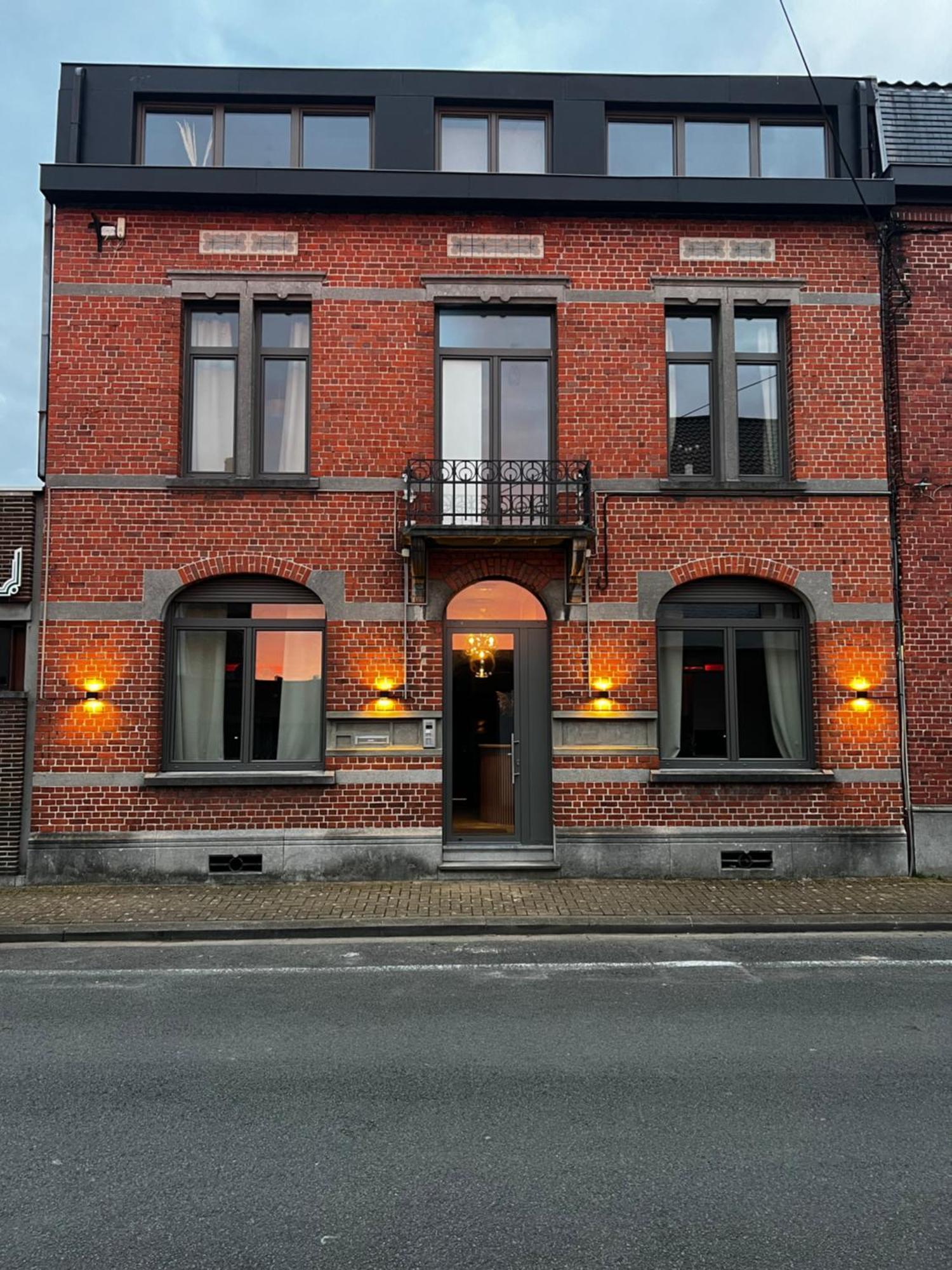 L'Appart By Authentic Saint-Ghislain Exteriör bild